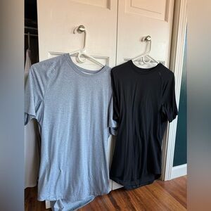 lululemon athletica Gray and Black Short Sleeve Tees